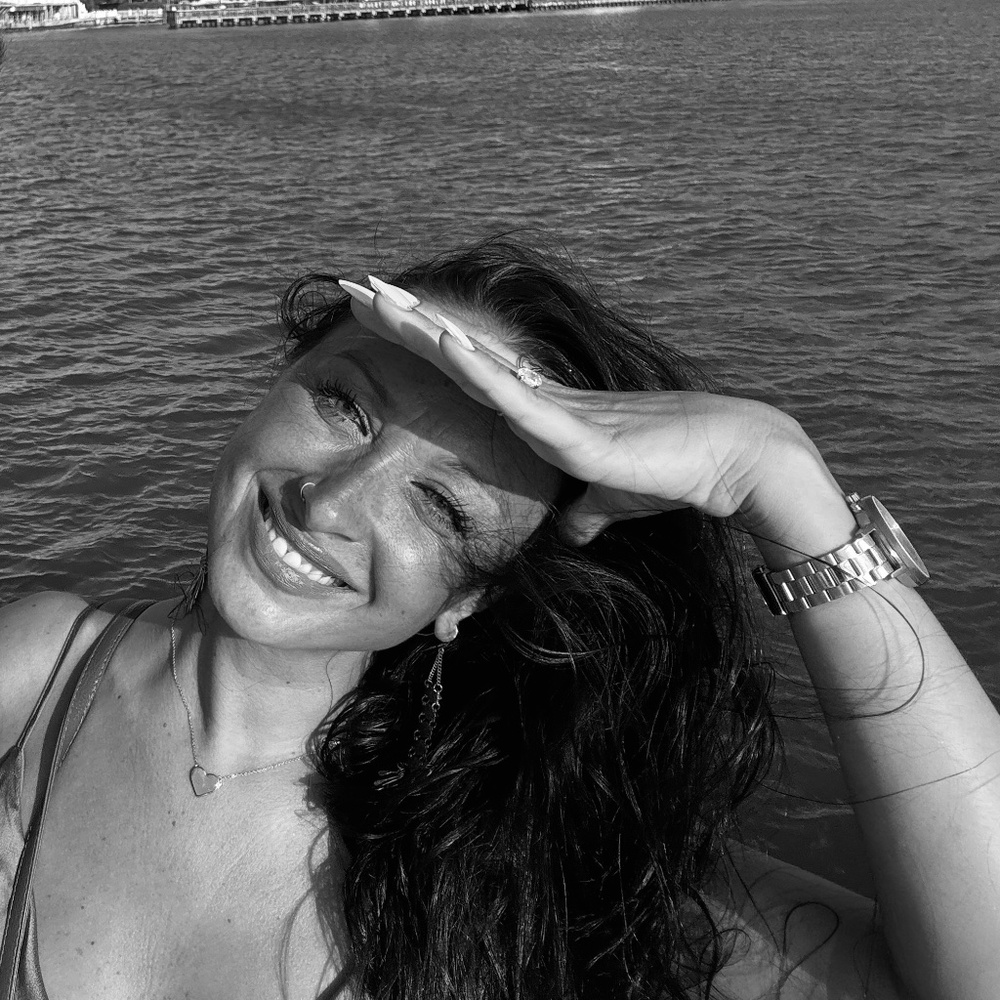 Meet your Posher, Alexandra